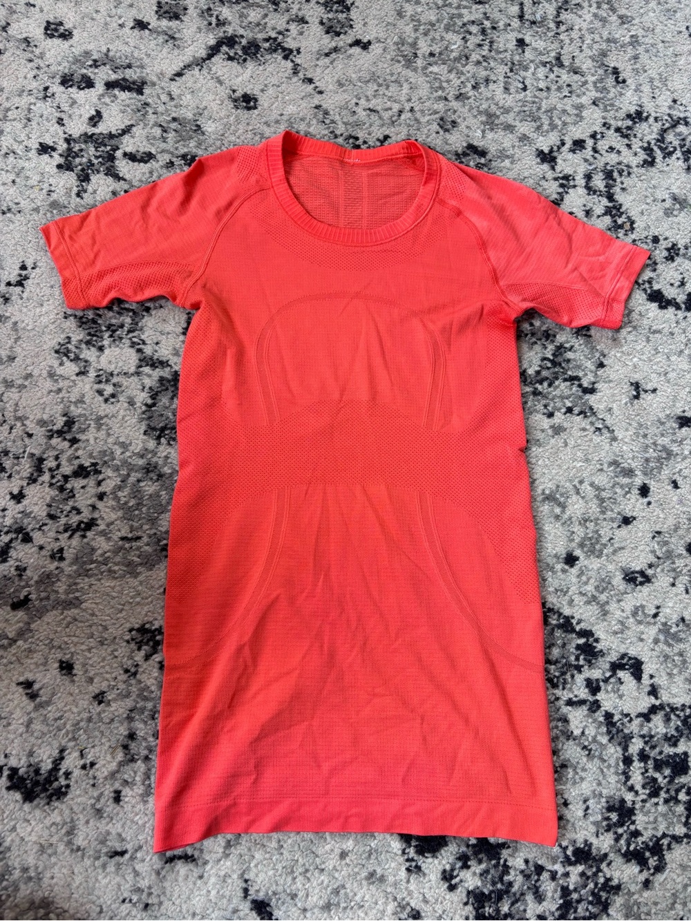 Lululemon Athletica Swiftly Tech Short Sleeve Tee Regular Length Orange Size 4